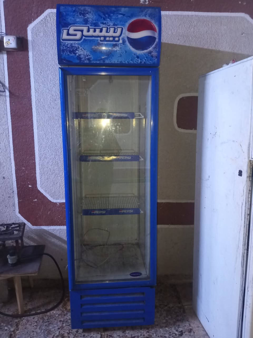 عرض البيع شغاله شرط الشغل السعر 300 وبيها مجال العنوان البصره حيانيه دور الشرطه رقم الهاتف***********
***********
