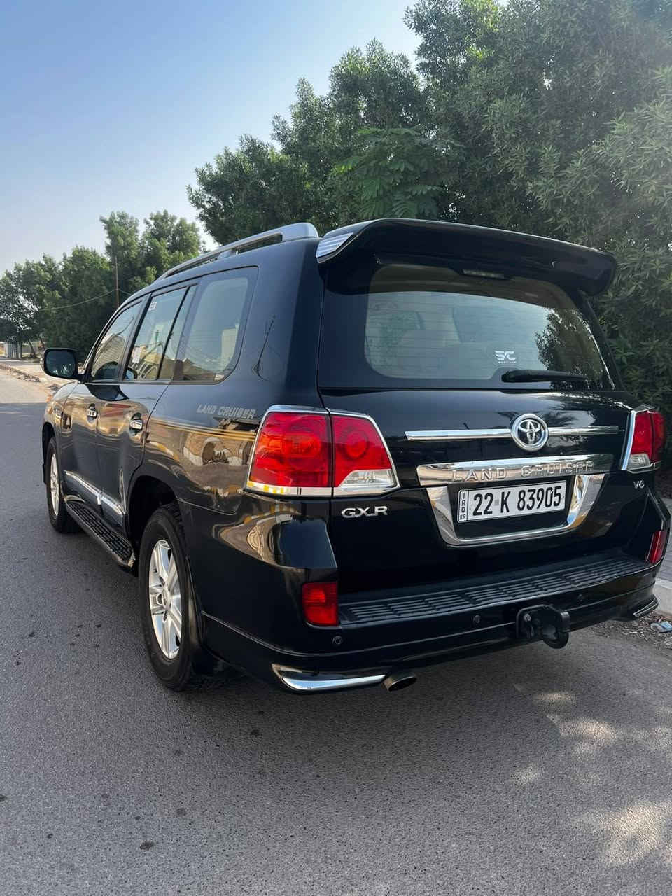 لاندكروز • موديل ٢٠١٣ • ماشي ١٣٠٠٠٠