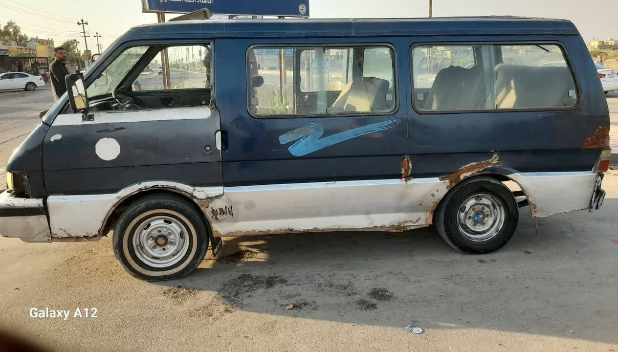 السلام عليكم كيه بسته للبيع موديل ١٩٩٥ گيرها ما بيه شيء محرك ما بيه شيء صدرها ومشطها زينات السعر ١٥ ورقة وبية مجال للشراي مكاني محافظة الديوانية قضاء الدغارة للاستفسار ***********
