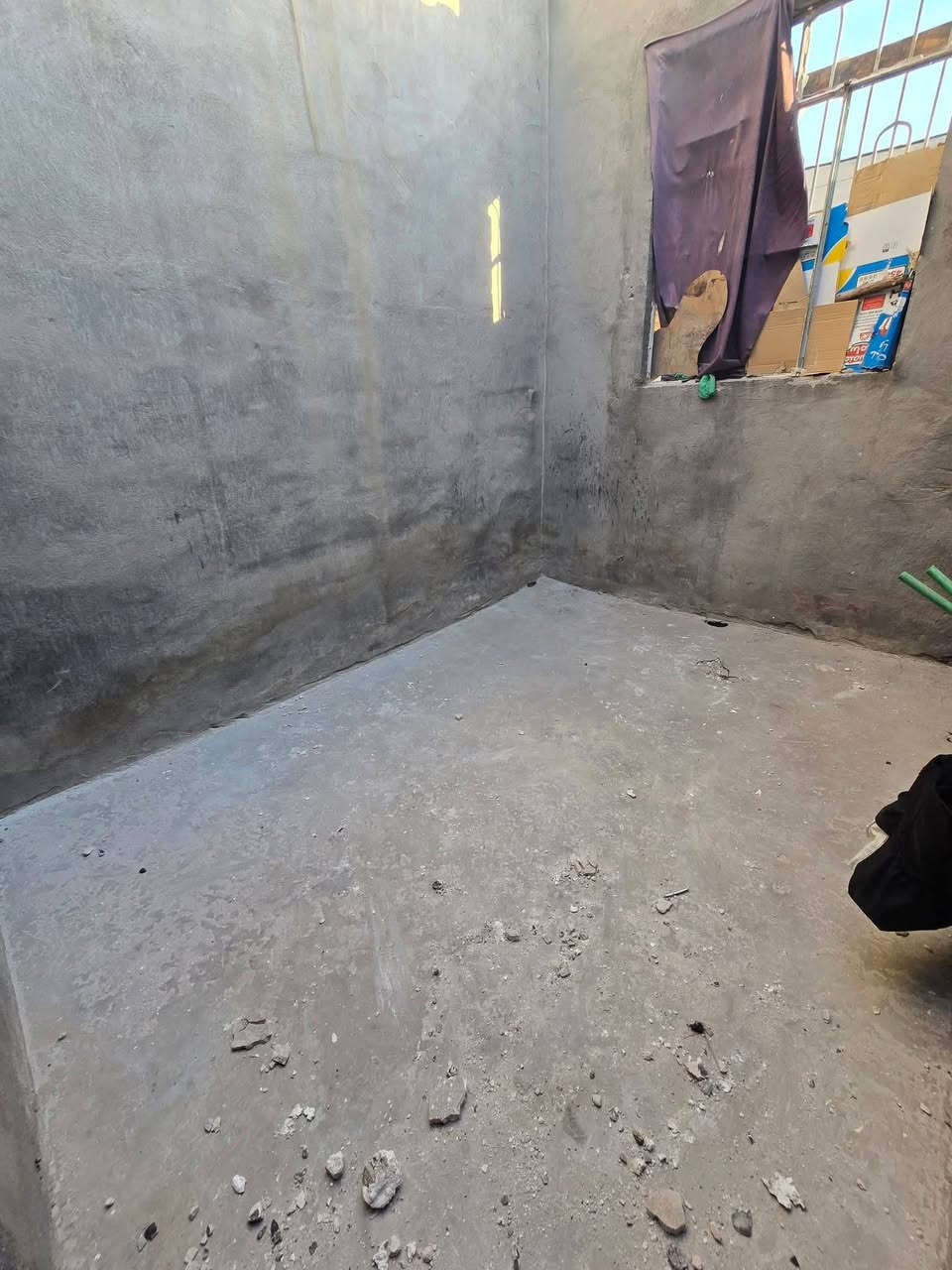 السلام عليكم بيت للبيع مساحه 50متر البيت ركن طابو صرف عنوانه كربلاء الامن الداخلي يم مدرسة السلامه سعر 30وبي مجال ***********
