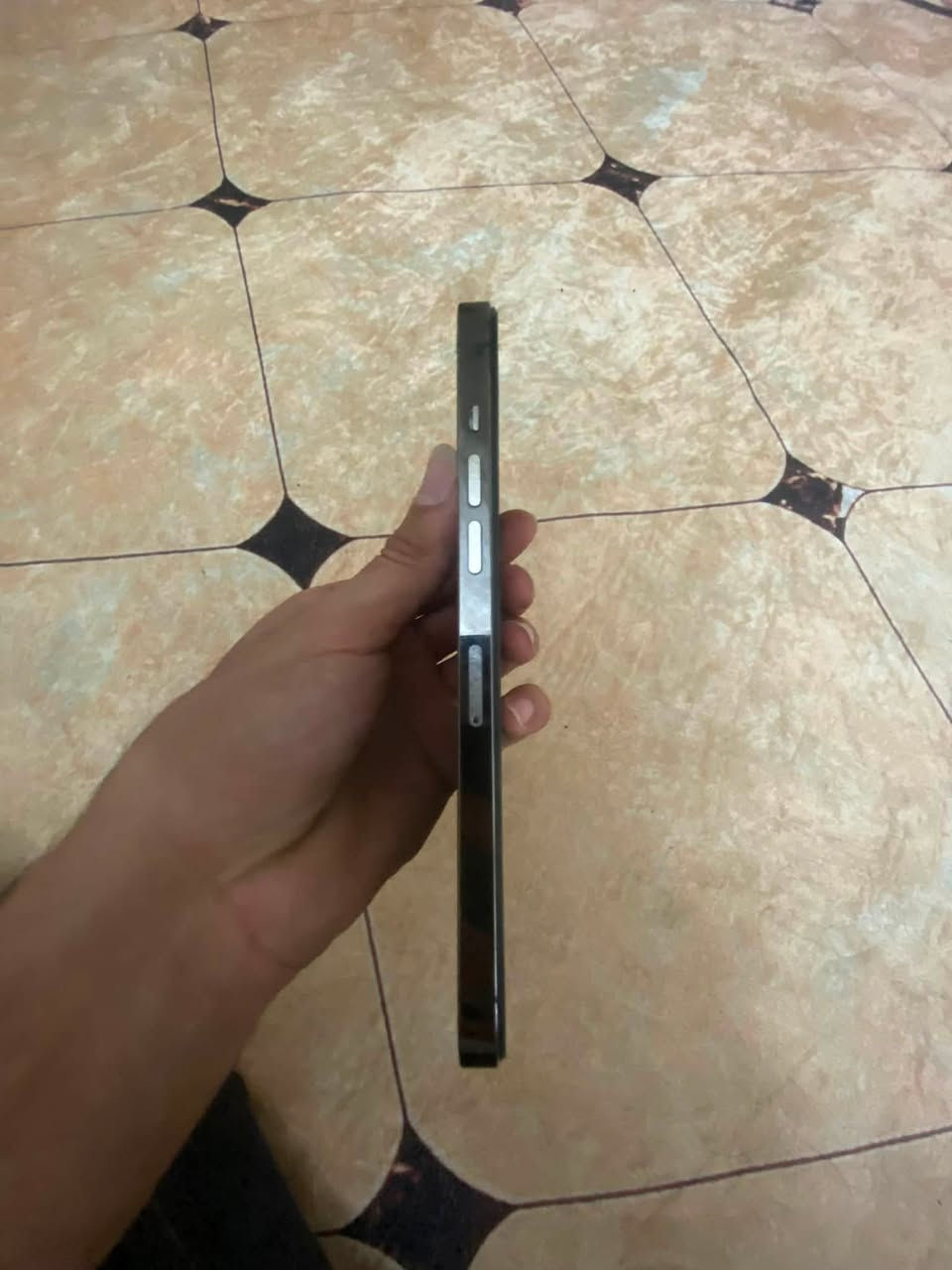 12برو ماكس نظيف فول سالي 2 يومين من بدلت الشاشه مالته شاشه اصليه ومبدل شاصي اصلي بس موبايل نظيف ومبدل بطاريه سالي يومين من بدلتهن بس احتاجيت واريد ابيعه مكاني بغداد جميلة شارع خيرالله السعر 360
بس واتساب ***********
