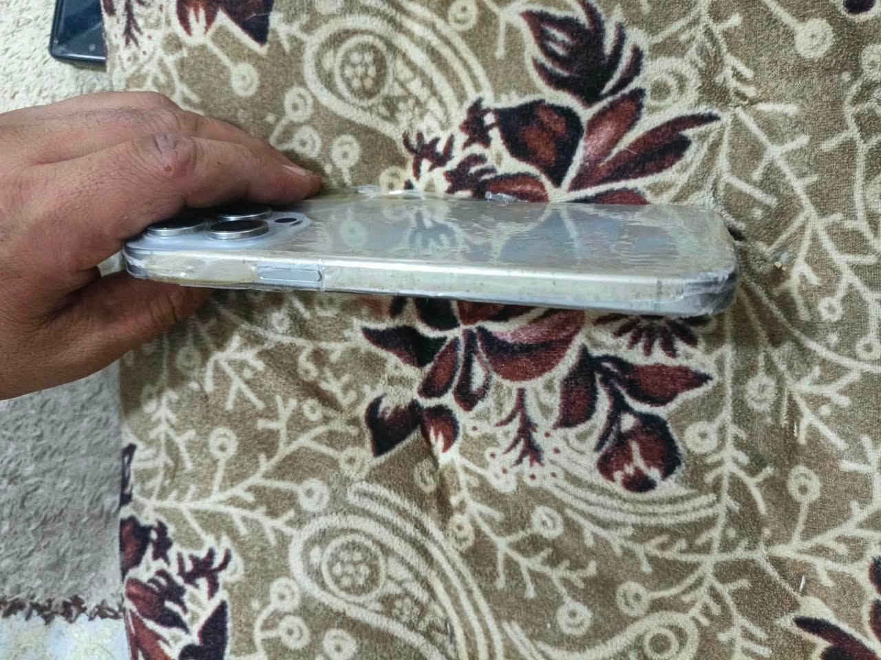 سلام عليكم جهاز 15 بروه جهاز نضيف كفاله عامه من كلشي جهاز بطاريته 90جهاز اي شي ما بي السعره ‬حاص  المكان البصره حيانيه دوره شرطه

‭***********‬
