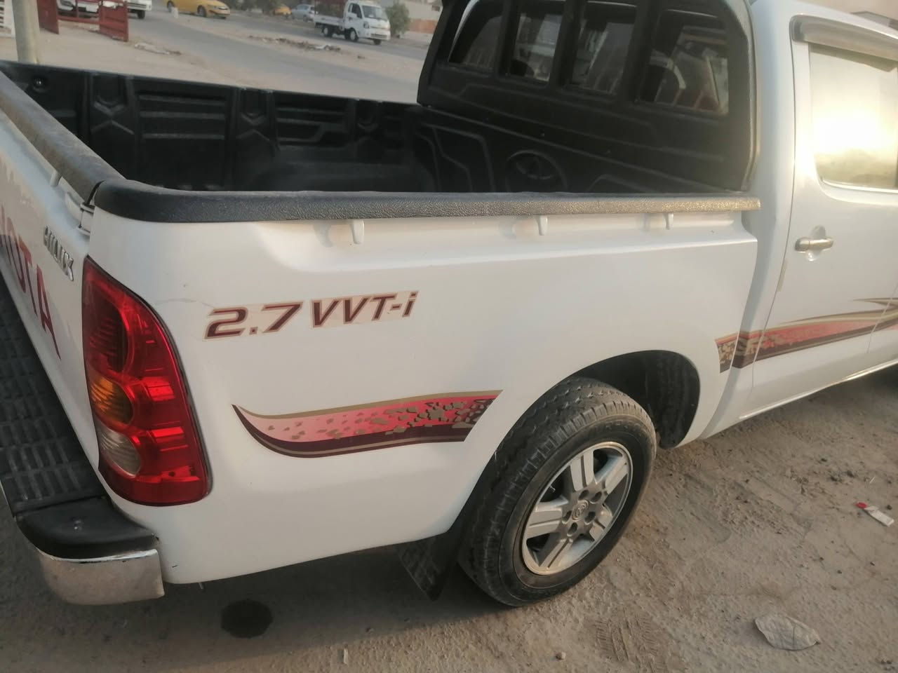 السلام عليكم افلاونزه 2009 رقم قادسيه سنويه لل2027الشهر ال9 اله تسقط سياره حلوه ومرتبه ونضيفه مال جناي بيه باردات قليل وبارداته صغيره كلش يعني كلى كد اصبع سياره كهربائيات مكينه كير اكسن كله جديده تبريد ثلج تدفئ سياره مال جناي السياره معروضه 165 ورقه وبيه مجال مكاني بابل القاسم ما متواجد عل فيس.
الاهاتف.. ***********
