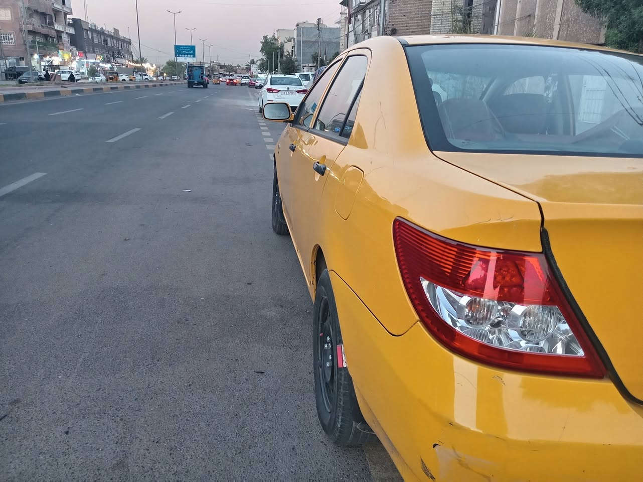 السلام عليكم للبيع بيوادي ٢٠١٩بسمي حره كير محرك رقم كليزي تخم تاير جديد باتري جديد صدر امامي وخلفي جديد تبريد ثلج تتفه شغاله عنواني بغداد الشعب *********** بيهه صبغ بابين اليمنه بدون دواخل رقم كليزي بسمي سعر ٦٠ بيهه مجال

