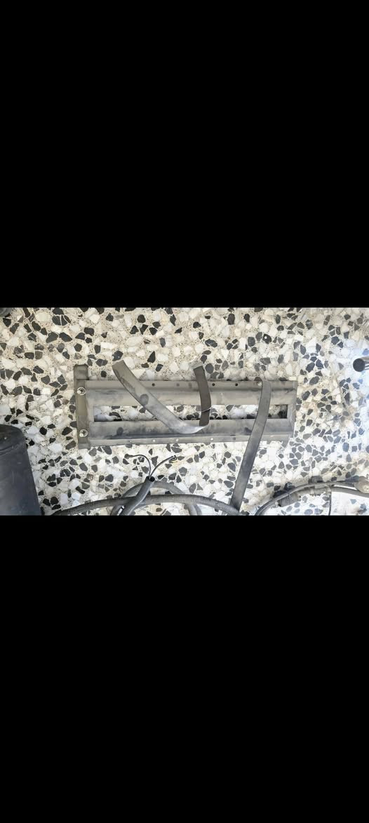 السلام عليكم منظومه غاز ايطالي اربعه سلندر شركه الدوره ما مستعمله ثلاثه اشهر اريد ابيعها والاستفسار اتصل على هذا الرقم ***********
