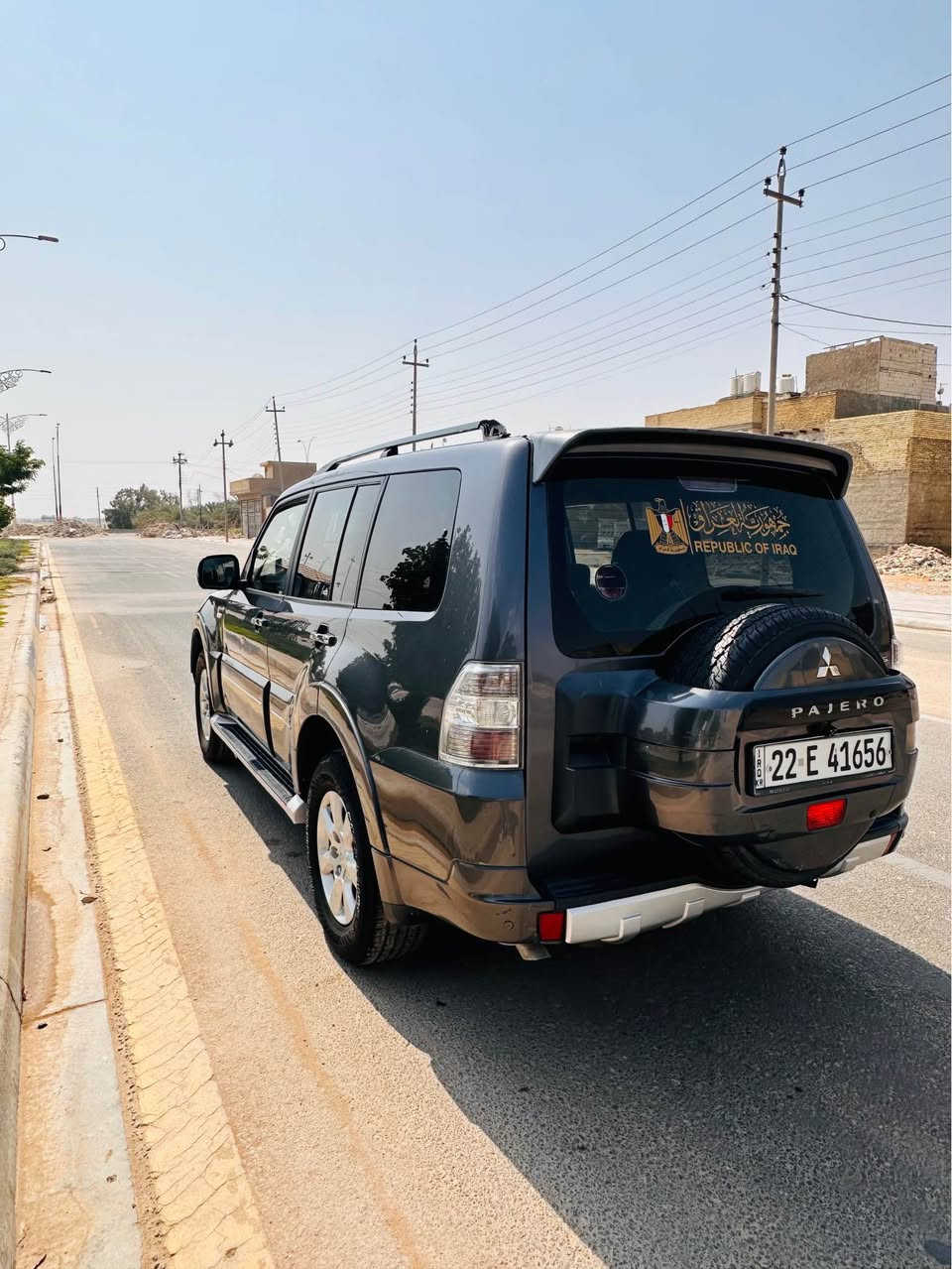 ‏
للبيع ‏ باجيرو 2016 حبتور  …GLS خليجي 
محرك 3500   v6  
رقم اربيل بسمي تحويل مباشر 
بيها صبغ 3 قطع جاملغ والبنيد والباب ملاون 
السعر 122 
ماكو هيج سعر سياره موديل 2016
بيع سريع

———المواصفات———
التبريد ثلاث قطع 
سبعه راكب
كشاف + زراكات لايت
داخل   صاج 
حساسات خلفيه
لايت زنون الاصلي العالي وناصي 
اشارات بالمري  +شفط 
كراسي مخمل 
دفع خلفي و رباعي وثقيل وخفيف 
السيارة نضيفه جدا
جاهزة بدون اي نقص
 مكان السيارة كربلاء 
***********

غير متواجد على الخاص الشراي يتصل Singapore
