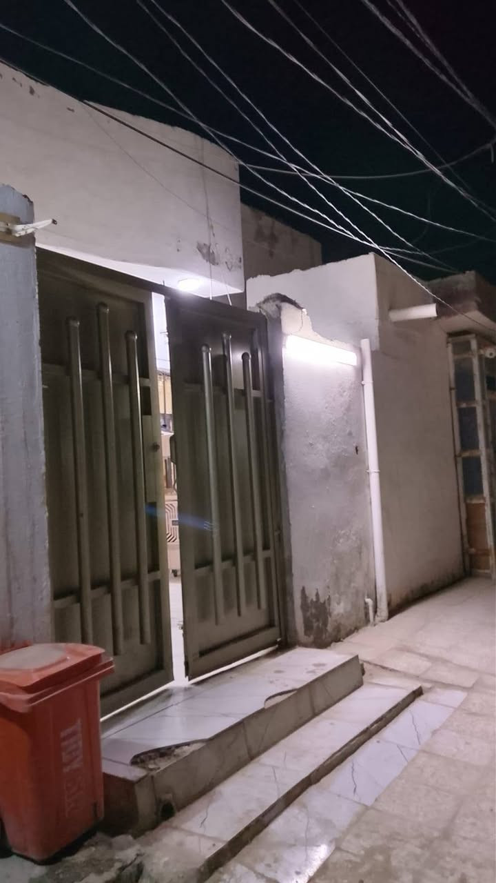 بيت للبيع ١٢٥ متر غرفتين وصاله واستقبال ومطبخ ومحل شارع علكم شارع حاتم الخير نهايت المقرنص ٥٣ بيه مجال
***********
