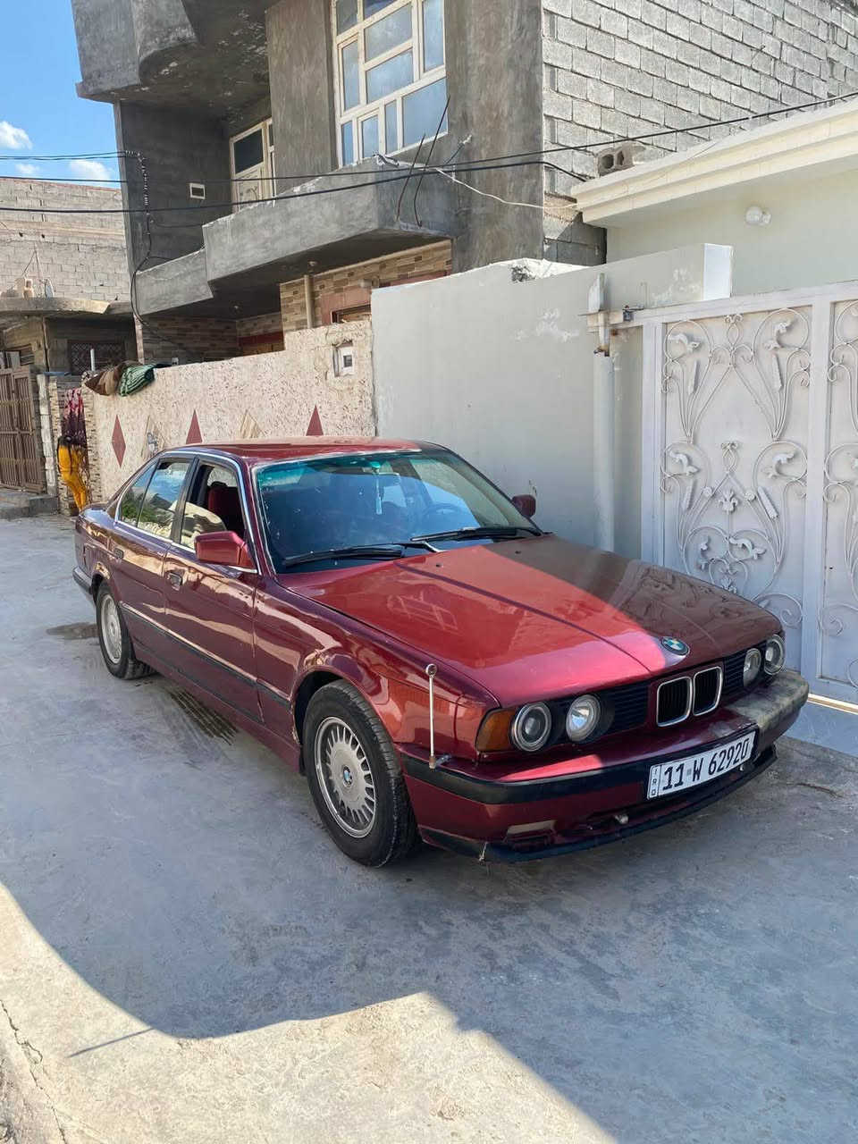 السلام عليكم
🇩🇪BMW 525
 رقم بغداد دولي سنويه لل 31 تحويل شوكت ماتريد
مكينه مفتوح 25 جديده فقط الكير بي عطل ابيعلك كير كايم اوتو وكارت جام بس تبدله 
حداديه صدر كله جديد قبل شهرين شاديهن 
تخم تاير نصبتها حلوه السعر 34 وبيها مجال
***********
مكاني ديالئ بعقوبه
