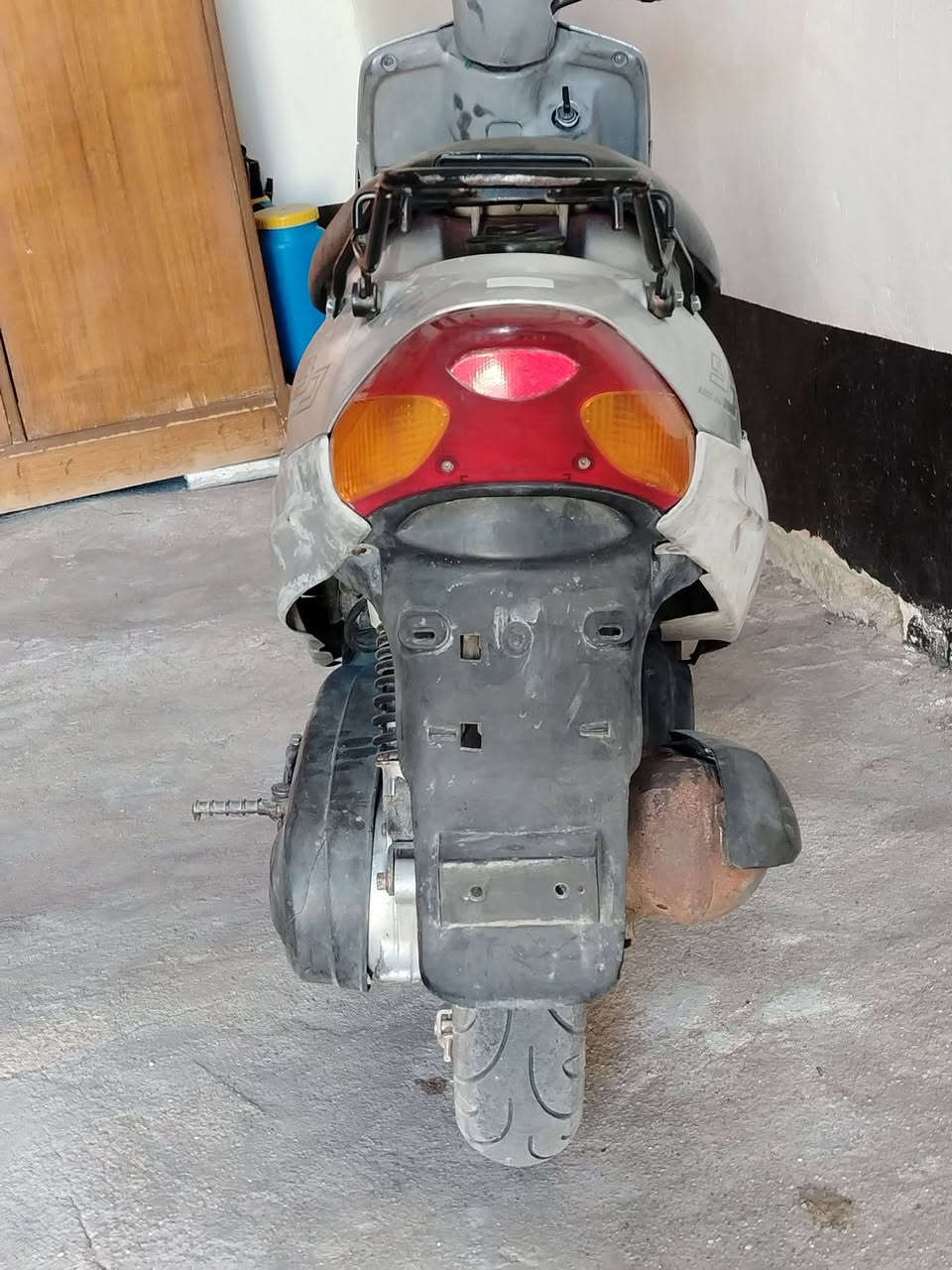 بيجي للبيع مكينه مامفتوحه علشرط  ناعمه شغاله هندر دكه وحده
مشكله الوحيده مكان راجز السلف بلكرنك مسولك لهذا السلف واكف باتري جديد وسلف جديد الباقي كله شغال بيهة 
السعر ٣٥٠ وبي مجال قليل مكاني السماوه
 ***********
