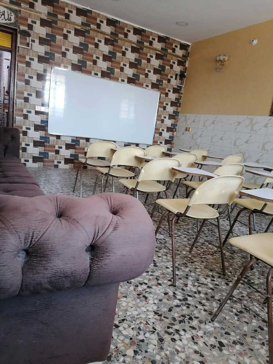 بدء استقبال الطلبة لتقديم دروس تقوية وتدريس خصوصي لجميع المراحل الدراسية، بأسلوب حديث ومبسط يضمن الفهم الحقيقي
بدء استقبال الطلبة لتقديم دروس تقوية وتدريس خصوصي لجميع المراحل الدراسية، بأسلوب حديث ومبسط يضمن الفهم الحقيقي
✨ مميزات التدريس:
شرح مبسط ومبني على الفهم
حل الامتحانات والواجبات: المساعدة في حل الواجبات المدرسية والتحضير للامتحانات الشهرية والنهائية.
ملاحظة: المقاعد محدودة لضمان التركيز الفردي مع كل طالب وإعطائه الوقت الكافي.
📞 للحجز والاستفسار: مراسلة الصفحة أو رقم الهاتف *********** واتساب
