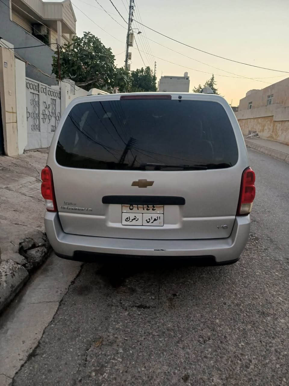 شوفرليت اوبلندر ٢٠٠٧
سيارة بدون دعم و بدون صبض 
كير محرك بشرط محرك ٦ سلندر 
سيارة ٧ راكب غرامات سيارة ٨ ورقة نزل سعر و سعر ٦٢ ورقة مكان سيارة دهوك سيارة للبيع و مراوس *********** دهوك, العراق
