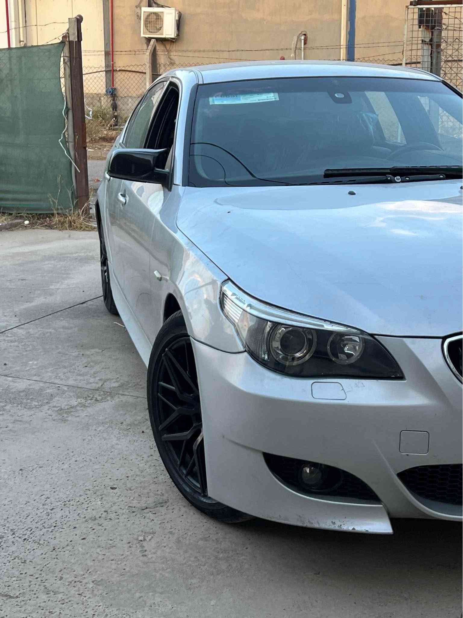 بي ام E60 • ٢٠٠٣ • توماتيك