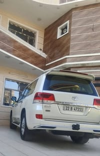 لاندكروز 17ساز  باب أول مكفوله كفاله عامه ماشيه 135بيع فقط   مكلف بل ن...