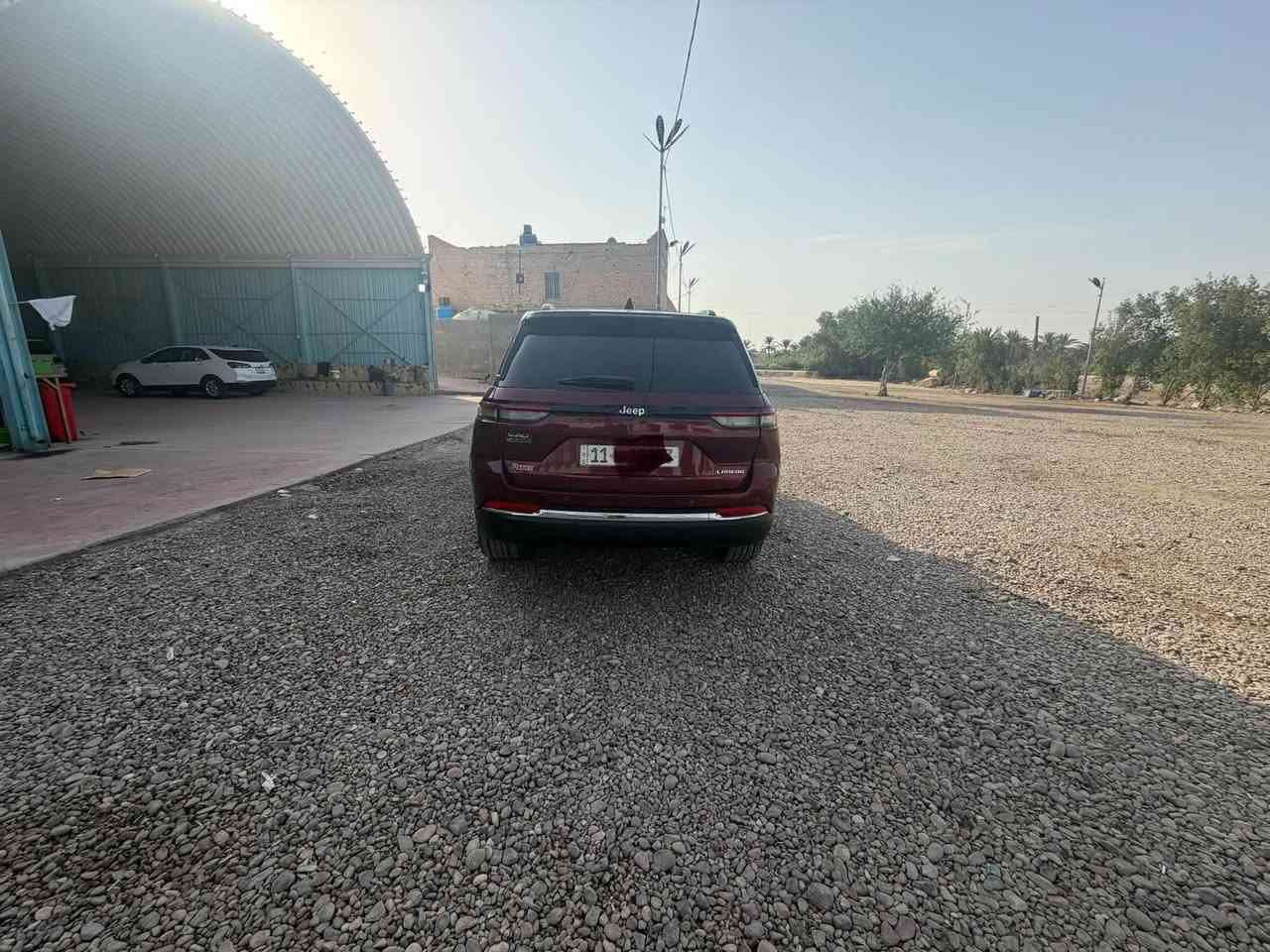 جراند شيروكي لاريدو • ٢٠٢٣ • رقم بغداد