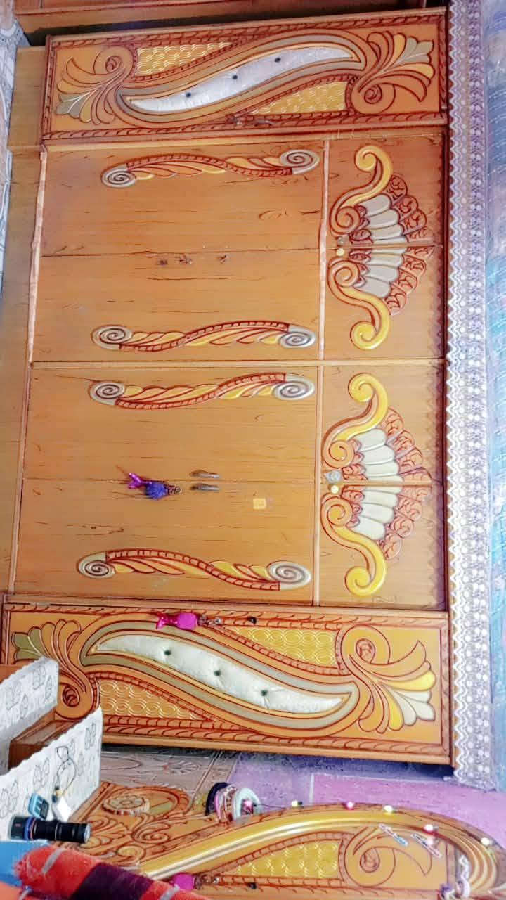 سلام عليكم غرفه نوم للبيع مستعمله قليل رقم ***********
