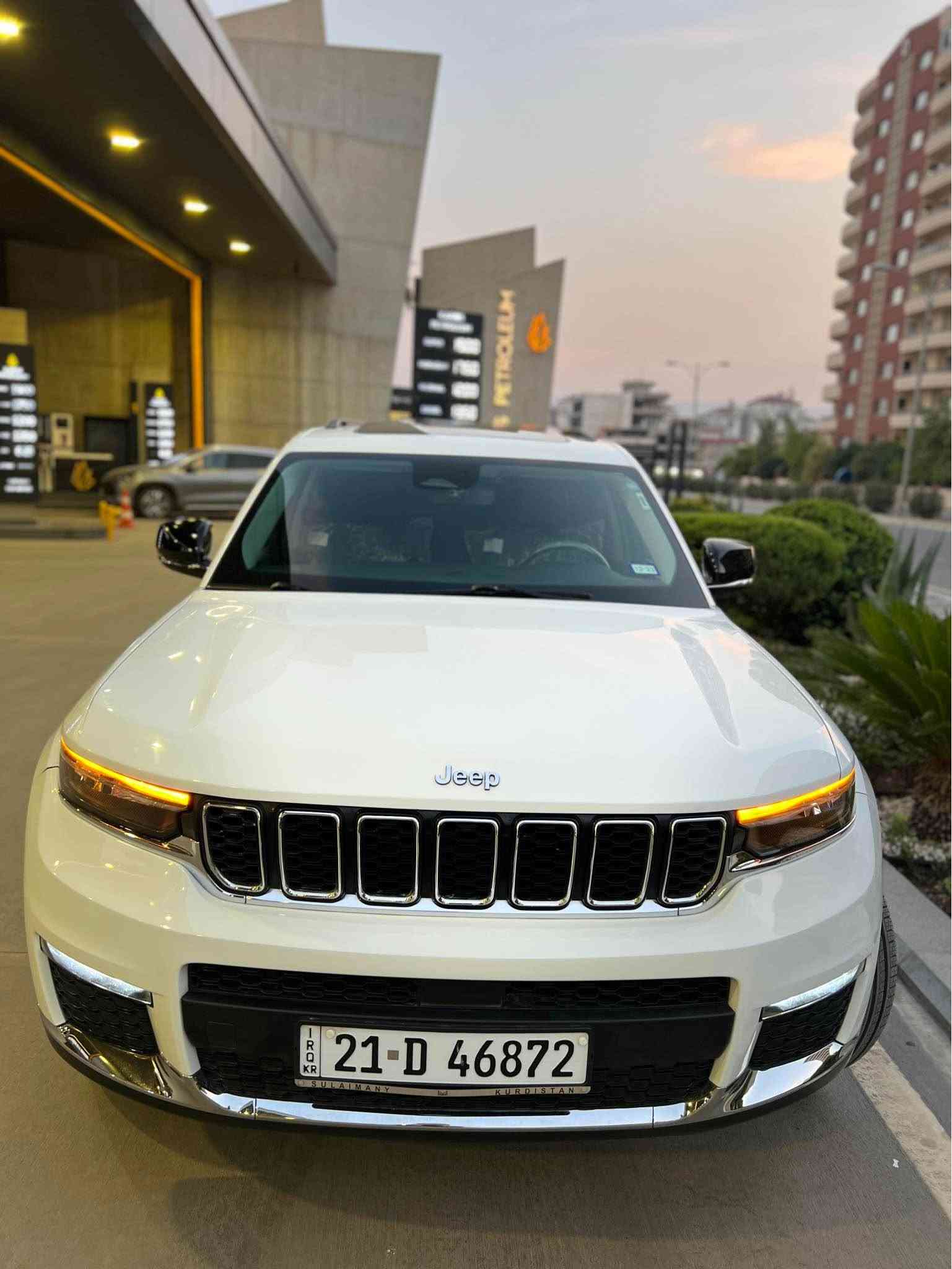 ‎‏grand cherokee limited 2021 V6  39,000
سعر 278$ بیها مجال 
رقم تلیفون:***********
‎‏‎اللَّهُمَّ صَلِّ عَلَى مُحَمَّدٍ وَعَلَى آلِ مُحَمَّدٍ
‎🔹  گراند جیروکی لمتد پڵەس 2021
ڕادار کبیر-اعلا فئە مواسفات  

‎🔹محرک 6 سلندر
فرشات بيلادي مجوود 

🔹39,000 الف ماشیة📦

ملاحظة:واحد جاملغ صبغ بدون دواخل بشرط

‎🔹فول فول مواصفات
شاشة كبير لمس كاميرا حاسة

کشنات حار 
رادار 360 درجە 
ستیرن حار
مرائی رادار 
کارپلەی
اوتو پارک
ئوتو ستارت/ستوپ 
‏‎بانوراما 
‎كشن جلد كشن كاراباي 
‎بصمة تشغيل عن بعد باب جاك ليد زينون 
‎تحكمات ستيرن دبل فوليوم فورويل هوك
‏‎سيـارة عل نظافتها احسبها صفر زيرو

 ‎‏‎تخم تاير الاصلي جدید مارکە پیرلی شریکە جییب
کل سیرفس جدید 

‎‏‎محرك كير بشرط مامفتوح 🔹
‎‏‎سيارة حيل نظيفة كلشي عل بلاد لوك
‎‏‎ سنوية زنكة كلشي جديد مدفوع ال 2030
‎‏‎باسمي السنوية بشرط تحويل و خرامة 
‎‏‎سيارة مابيـها دينار مصرف كامل من كل نواحي
سیارە بسمی 
‎نفسي يوم /تحويل حاظر 
‎مکان /داخل سليماني

‎رقم تلیفون ***********📱📞 السليمانية, العراق
