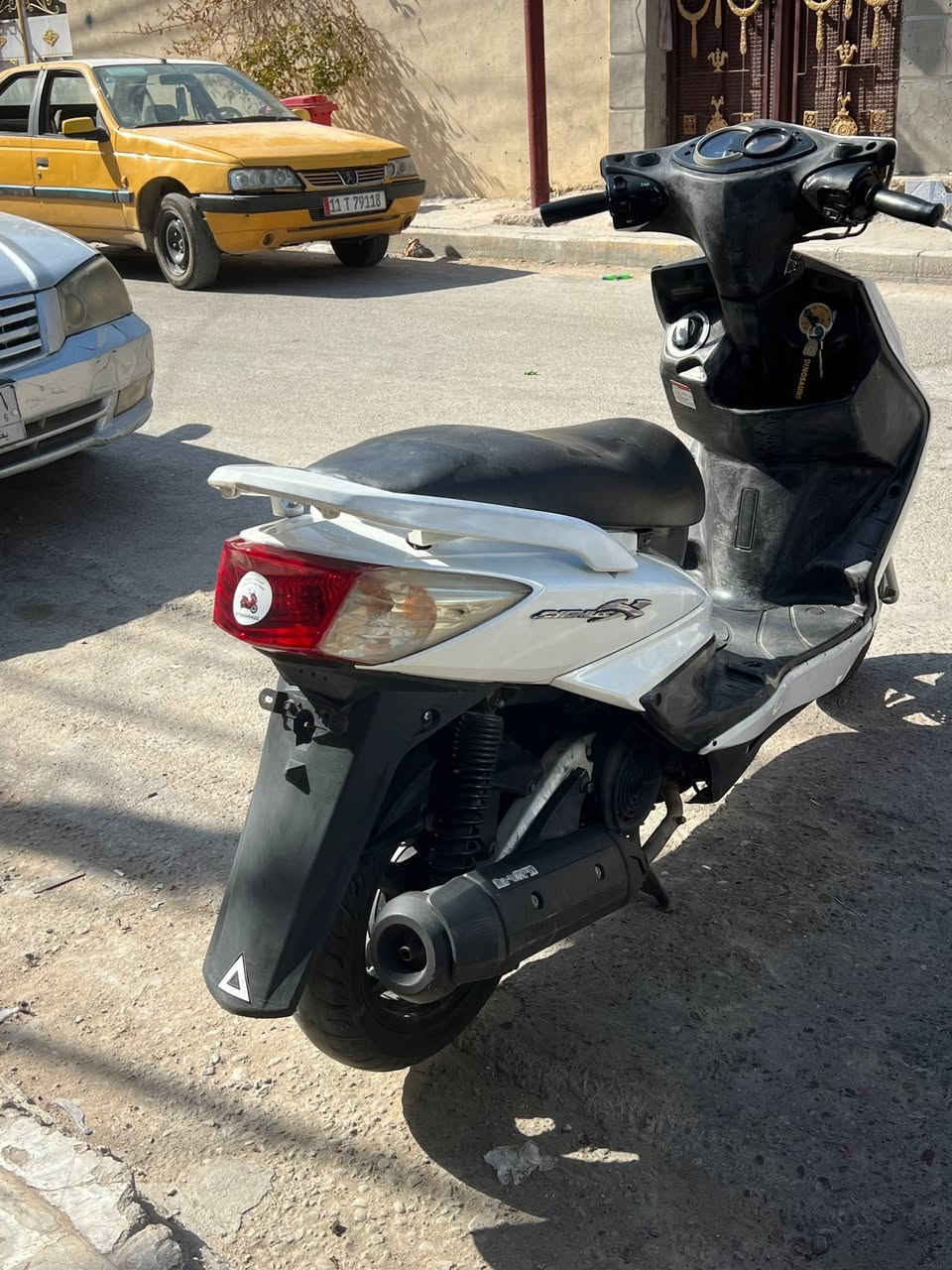 سلام عليكم فحل ياباني قبق نفخ كهربائيات كلها شغاله زوج تاير بالجيس كفر نظيف كلشي مناقصها مكينه امبدل بيها زنجيل فقط دراجه خرسه وتشك الكاع كلش قويه وخير من الله
وبيها كلج خلفي تعبان اشوي
عنوانها البلديات 
السعر 800 ومجال بسيط 
الرقم للاستفسار ***********
