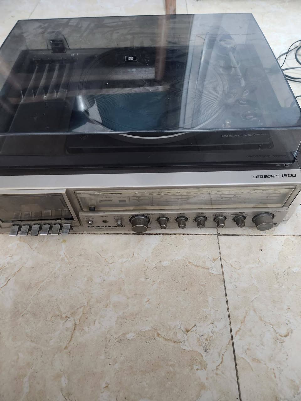 اغراض نضيفه جدا العنوان البلديات واكو توصيل بكروه ***********
