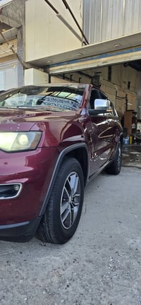 جيب أمريكي كلين تايتل لون ماروني رقم بغداد موديل ٢٠١٧ ليمتد . محرك ستة...