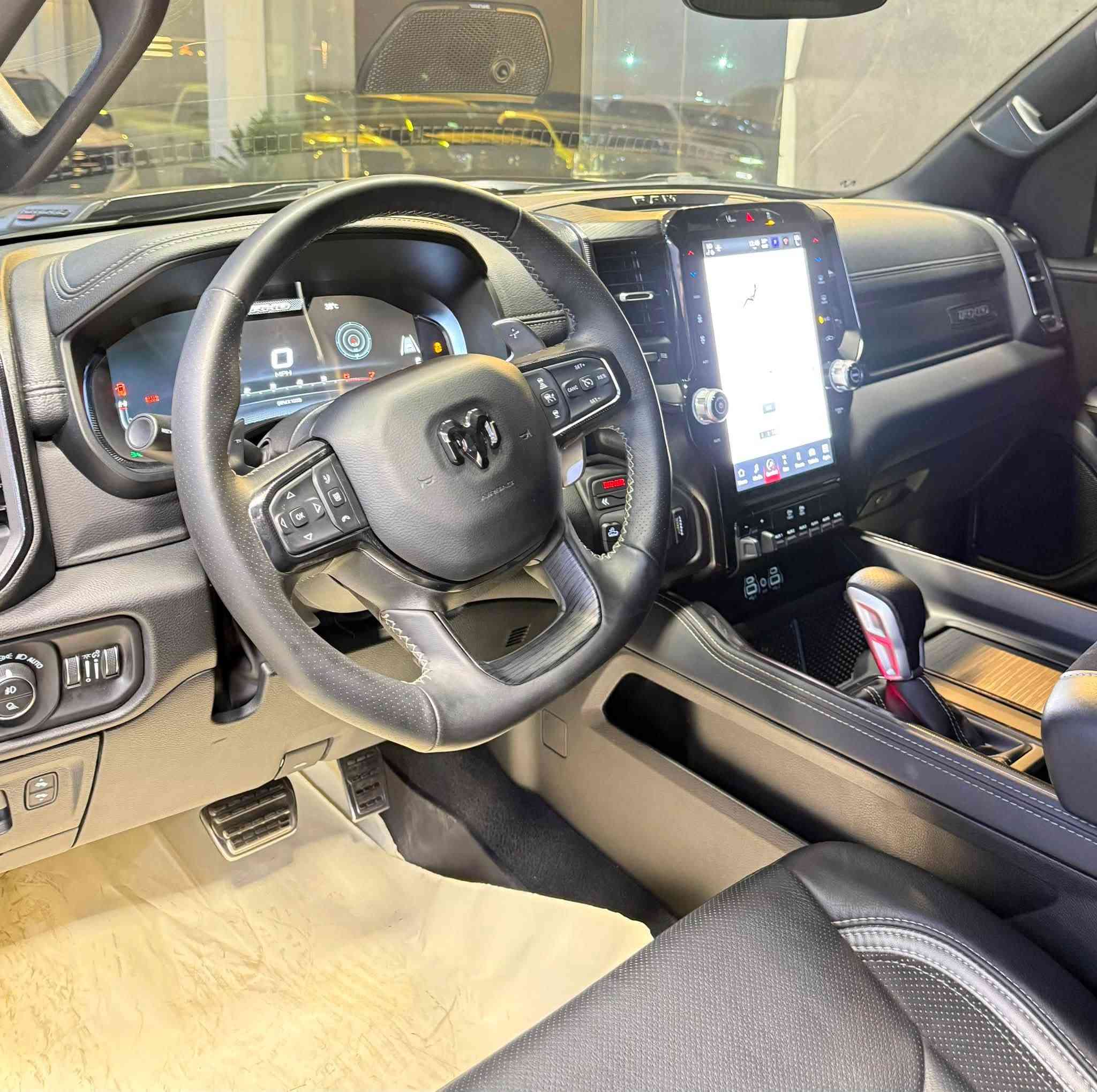 Dodge Ram 
2026 RHO
V6 - 3.0T - 4x4 
540hp

launch control mode ✅ 
بسمە
 شغال
شاشە تیسلا
کامیرە
لایت لید
بگ لایت لید
گیج الکترونی
کوشینات جلد 
کوشینات هیتر
سوکان هیتر
باب طویل
بودی قصیر
دبل اکسل
رادار
ئوتو ستوب
ویل 17

4.000 mile
2 قطعە بدل بلادی
بدون صبغ
سعر 695 ورقە

***********
***********
