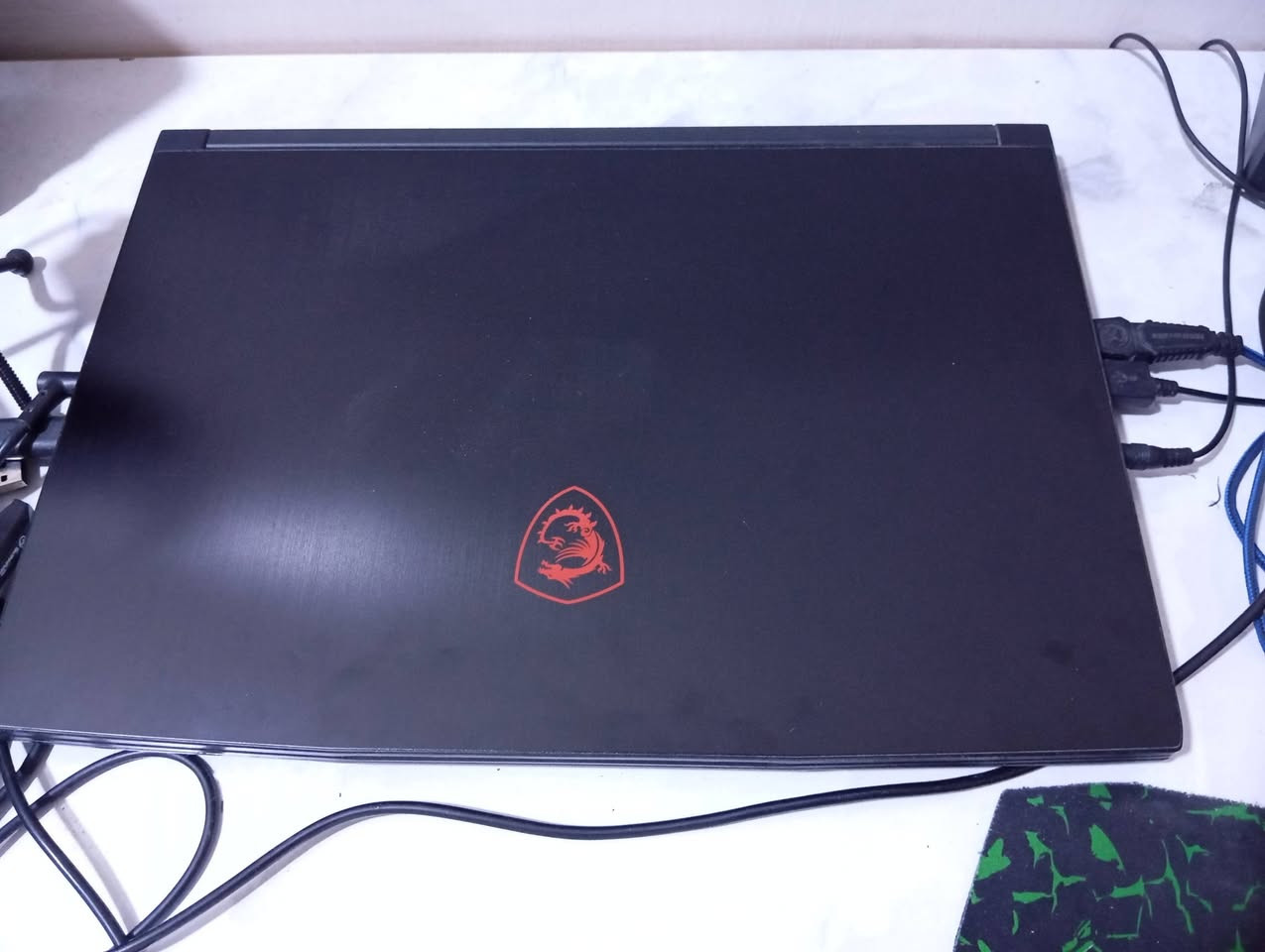 السلام عليكم
لابتوب MSI GF63 Thin

 للبيع استخدام قليل

نظافة 100%

💻 المواصفات:

الشاشة: بحجم 15.6 بوصة بدقة FHD (1920×1080) من نوع IPS

معدل تحديث 144Hzمعالج (CPU): Intel Core i5 جيل 11 i5-11400H كرت الشاشة (GPU): كرت منفصل من NVIDIA  GTX 1650 بسعة 4GB

الذاكرة العشوائية (RAM):8GBمن نوع DDR4، وقابلة للترقية

التخزين: هارد فائق السرعة SSD NVMe M.2 بسعة 512GB وقابل للتطوير

لوحة المفاتيح: تتميز بإضاءة خلفية باللون الأحمر

شاحنة اصلية مال الوكالة

بالإضافة إلى سماعات خارجية وماوس وكيبورد خارجي اني مشتريهن

السعر 820

مكاني بغداد

للتواصل *********** متواجد فقط على الواتساب
