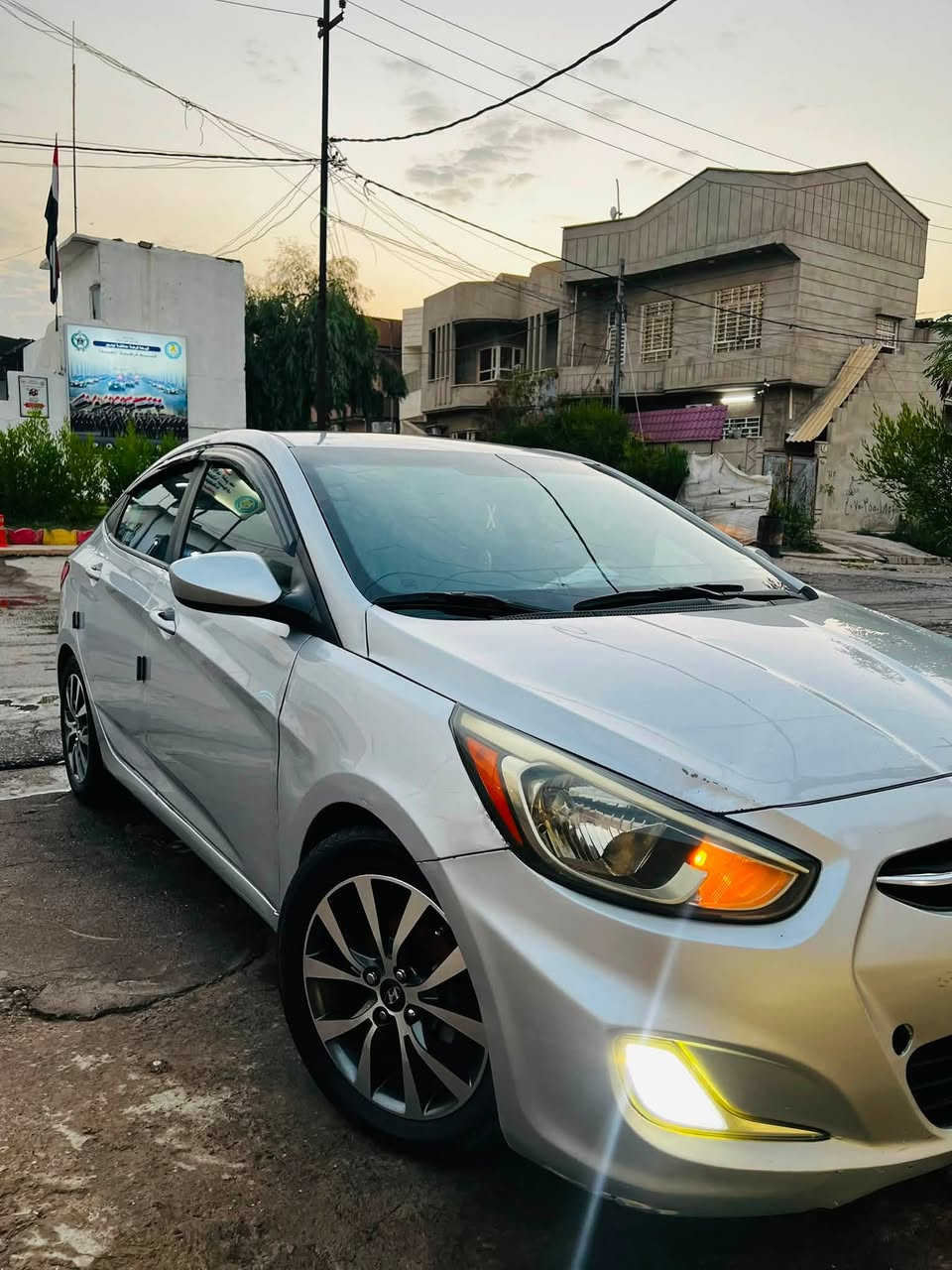 للبيع اكسنت ٢٠١٦ وارد امريكي مكينه ١٦ ضرر بنيد وجاملغ وباب نفر مبدل اصلي نفس اللون  رقم اربيل مسطره سنويه وهزه ساقط مواصفات تحكمات شاشه كامره ويل كروم   كابون بانزين. للتواصل ع رقم ***********
