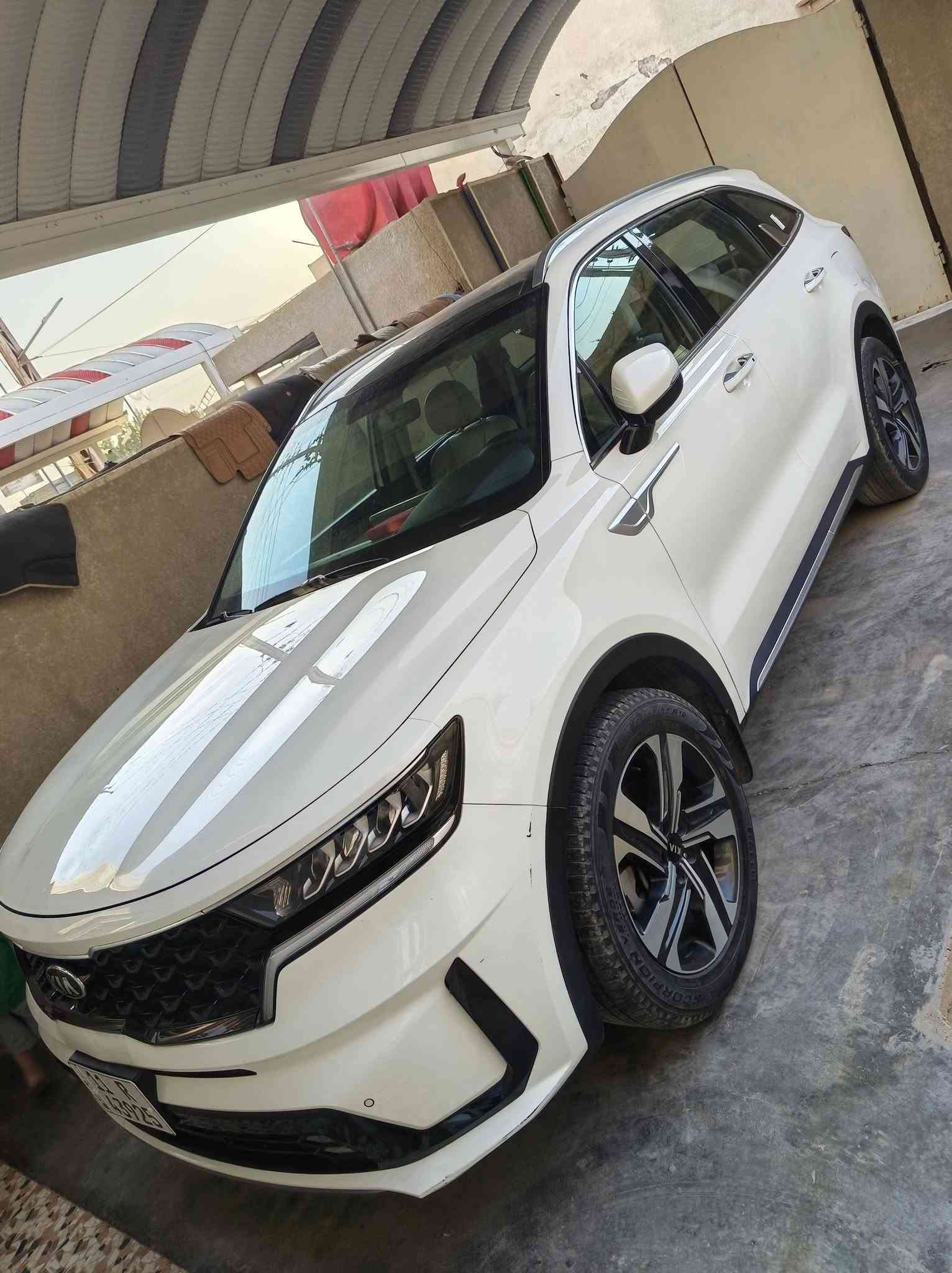 سورنتو خليجي  21 بغداد
فول مواصفات
فور اكس 
دفع رباعي 
كشنات حار بارد 
٤ كامرات 
ماشيه ٥٥ 
بنورما 

السعر ٢٦٠
للاستفسار ***********
