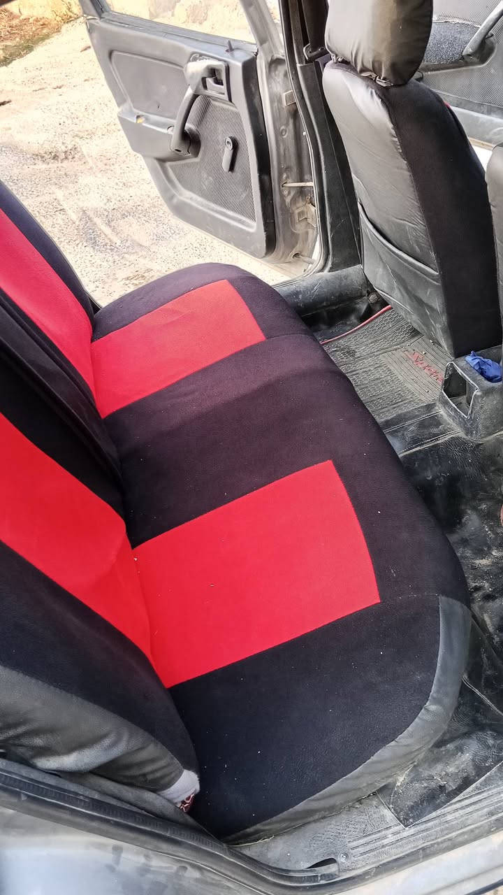 فكترا 18 /موديل 93/شرط التحويل/سياره متل ما موضحه بل صوره مابيها اي ضرر فقط حزام جماليه السعر 43 بيها مجال شي بسيط 
رقمي التواصل 
***********
***********
