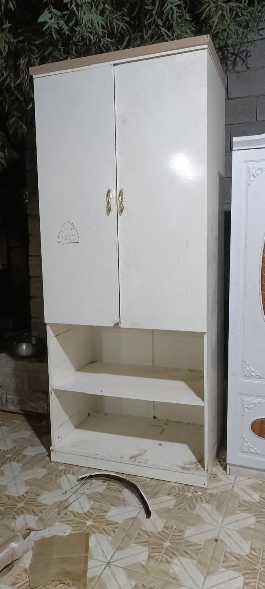 غراض للبيع مكان الرفاعي حي كرامه بسعر مناسب ‏‪***********‬‏
