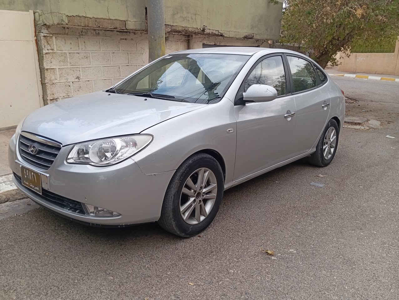 تازە داخل بغدادی ڕەقم 1جوانە 2007 کامل مسرف  زۆر جوانە هەمو ڕەسم کانیم داناوە سعری 44مجالێ کەم  شوێن باوەنور***********
