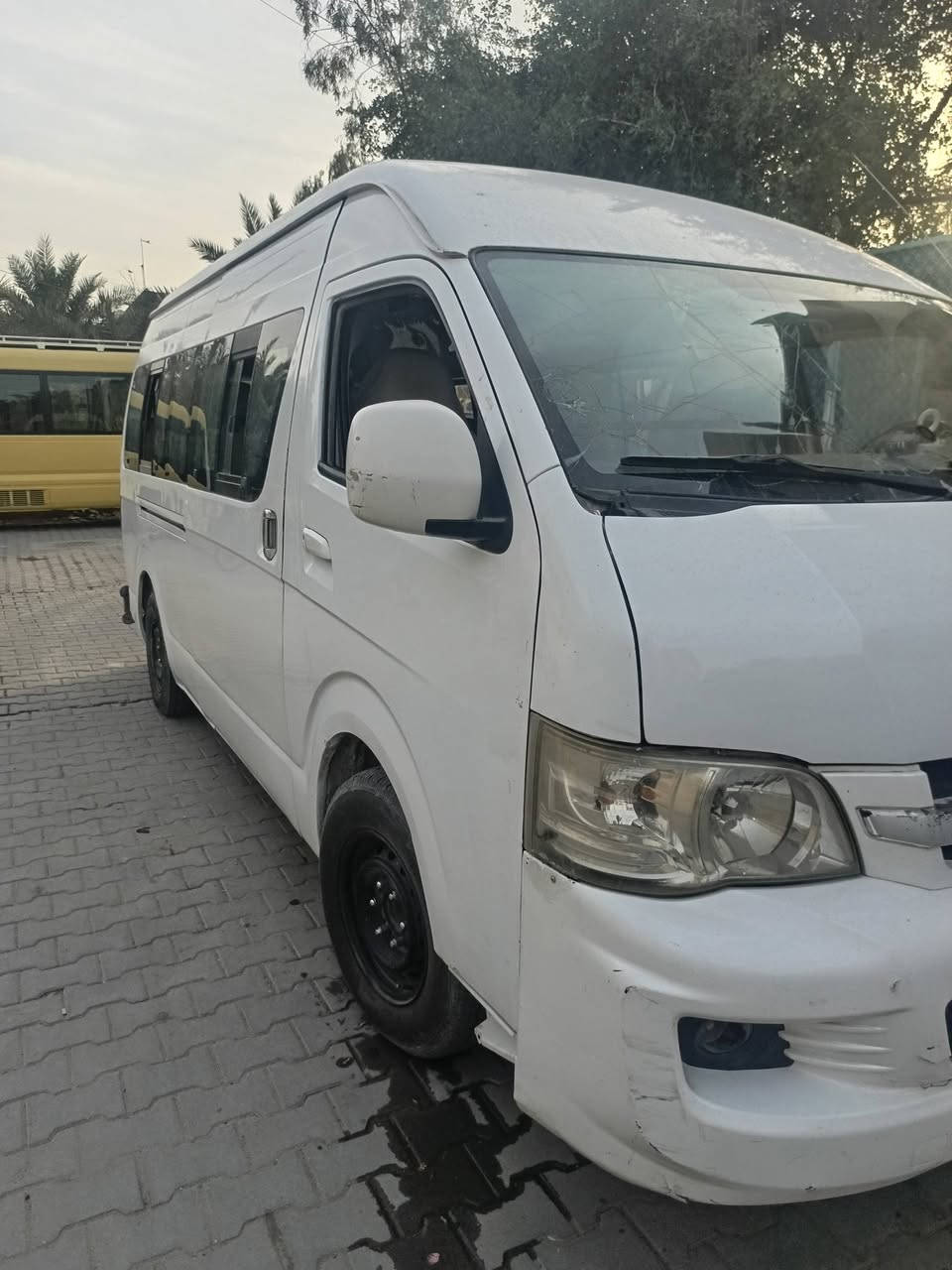 سلام عليكم  جنبي H2 2014 مكينه ياباني جمره سياره كفاله من عدى الدواير معمره تبريد شغال حداديه جاهزه 
منضومه غاز دوشمه بطن جديده تحول ثاني يوم 
الاستفسار *********** السعر 120وبيها مجال كلش قليل
