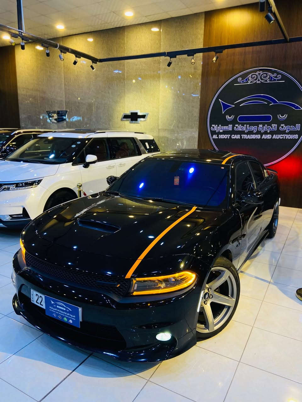 #اعلان_بيع_سيارة سعر مناسب 🔥
#عروض_مميزة #لاتفوت_الفرصة

🔷السيارة : دوج جارجر R/T سوبر تراك باك 

🔷سنة الصنع : 2023

🔷اللوحة : اربيل

🔶السعر : 248 ورقة🔥

🔷الضرر : صبغ نصف الجاملغ الخلفي مع تصليح عالبارد. 

🔷ضرر الايرباك : برده وكرسي.

🔷رقم الشاصي : 2C3CDXCT2PH703383

______________________________________

🔷المواصفات: R/T Max 1/1 

🔹حجم المحرك 8 سلندر 5.7L 

🔹عداد المسافة 32 الف ميل

🔹فتحة سقف

🔹رادار جانبي

🔹تنبيه الخروج عن المسار 

🔹حساسات خلفية

🔹ستيرن كهرباء

🔹كراسي جلد وكنتارا

🔹تبريد وتدفئة الكراسي الامامية

🔹كراسي كهرباء

🔹ويل كب حجم 20 انج مع اطارات بحالة جيدة

🔹وضعيات قيادة

🔹لايتات LED بالكامل

🔹شاشه تحكم بالايعازات

🔹تحكم ستيرن جهتين

🔹بصمة ابواب وتشغيل وتشغيل عن بعد

🔹مع باقي المواصفات الاعتيادية

————————————————————————

☎️ الاتصال :

***********

📍النجف الاشرف - المدينة المائية - معرض الحوت

