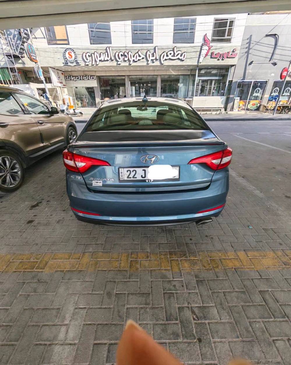 تم تنزيل السعر لبيع مستعجل 
هيونداي سوناتا 2016
وارد أمريكي
محرك 2400 GDI
رقم أربيل
سنوية منتهية
السيارة خير من الله
گير ومحرك مكفولات.. 
حدادية جديدة
التبريد شغال
الضرر مبدل البنيد فقط
صور الحادث موجودة بالمنشور

وبيها مكانات بارد قليل 
🟩 السعر 105 وبيها مجال 
مكان السيارة بصرة 
رقم صاحب السياره 
***********
