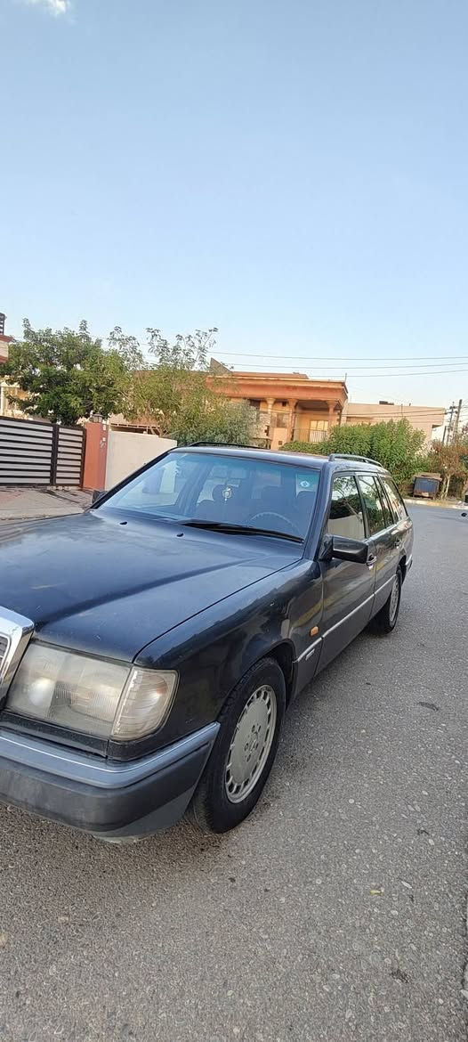 محرك 300 بلادي 6 سلندر
بدون ضربه بدون خياس
قواعد دبلات سليمه بدون تصليح 
كير اوتو 
كهربايات جاهز كلها شغل 
تبريد نقص غاز
رقمها كركوك سنوية جديدة

سعره 36 بيها مجال 
مكانه بكركوك 
***********
