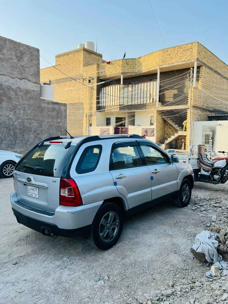 سلام عليكم..سبورتج موديل 9بغداد مشروع وطني تحويل شرط مكينه وكير وحداديه تخم تأير برجستون تبريد ويه السويج جاهزه بيه بنيد ومدكر مكفوله من العيب الشرعي مكان ناصريه غراف 
*********** ناصرية, ذي قار
