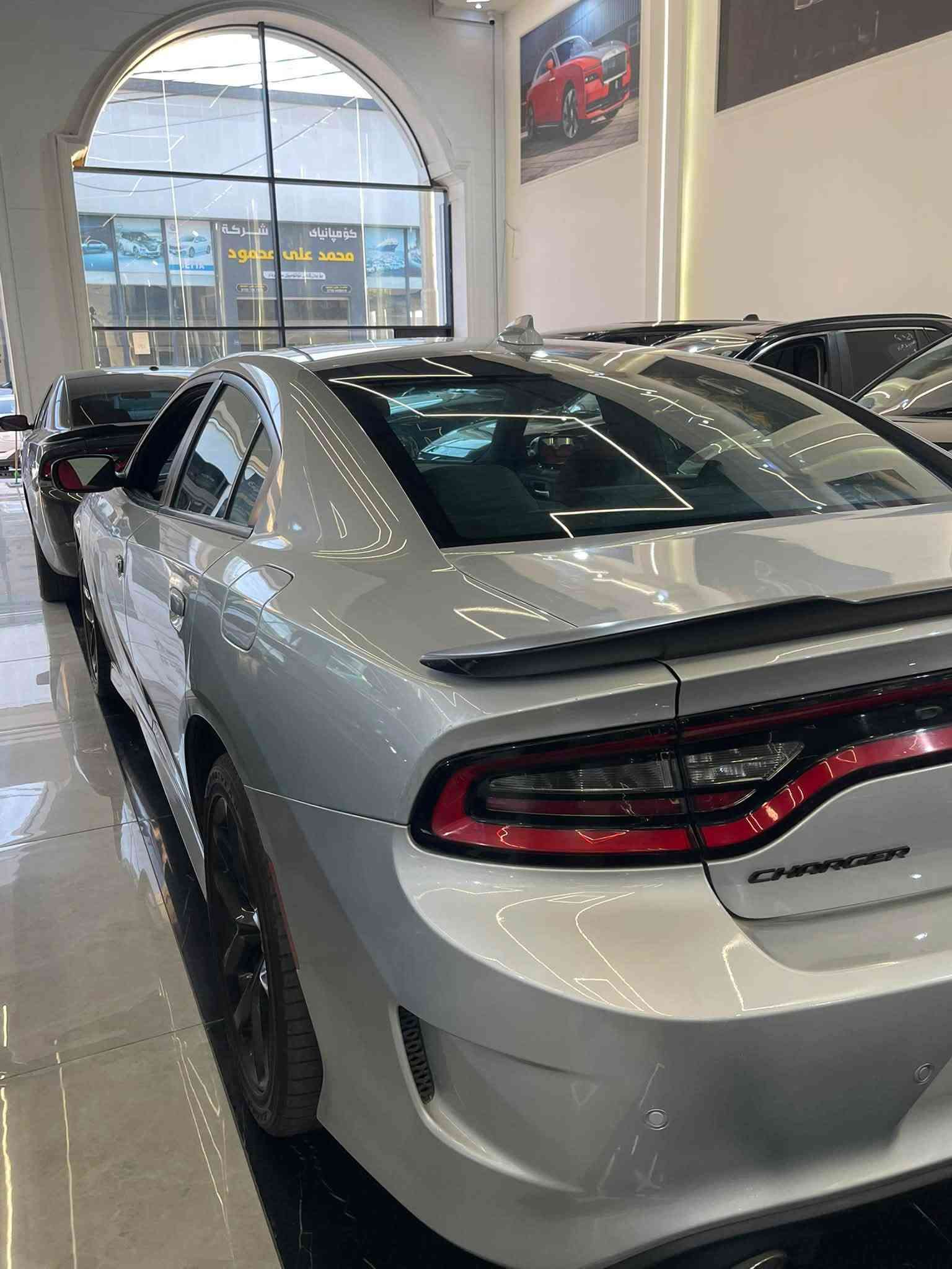 دوج جارجر
GT /2023 
داخل احمر
فول عدى فتحة 
بدون ايرباك 
رقم جديد وهزة جديد 
حادث جاملغ وربع بوند 
بدون دواخل 
ممشى /36994 ميل 
سعر 265 وبي مجال 
رقم : ***********
