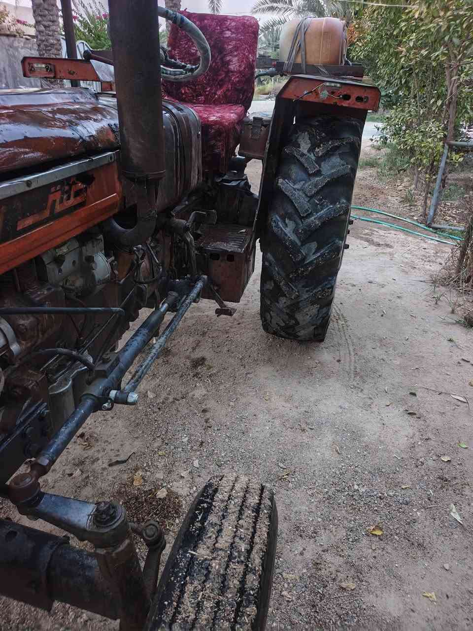 عنتر رقم وسنو يه من غير مداور مديل 88نضيفه وجاهزة العمل مكان كربلاء المقدسة الجماليه قرب شركه كاله ***********حمزه أبو حسين. 4ملاين ونص وبيه مجال حك جيه
