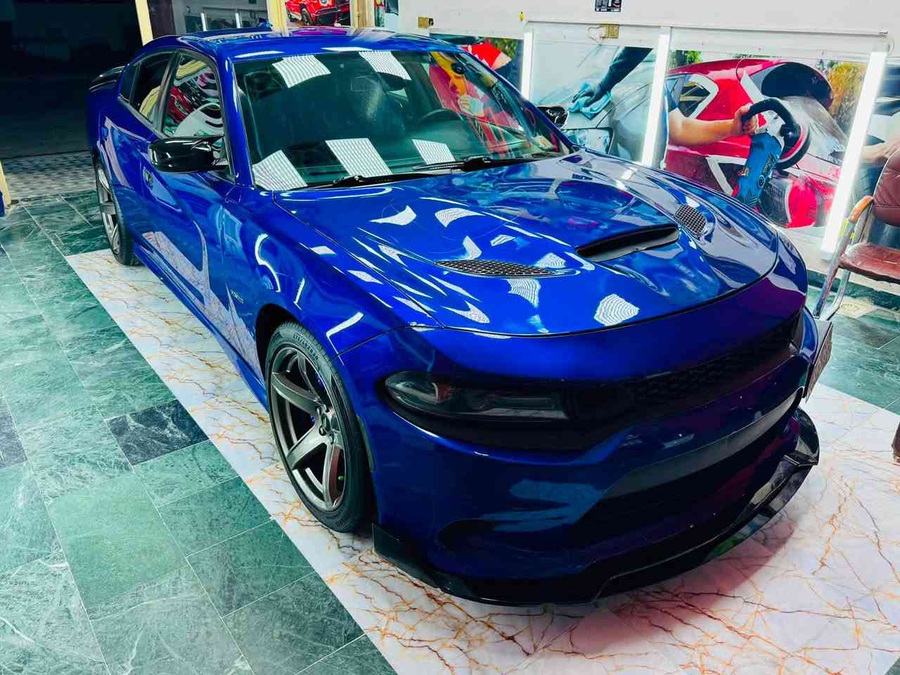 جارجر هيمي 5700 موديل 2019 رقم دولي واسط ماشية 76 الف ميل حادث 3 قطع جاملغ وباب جهة السايق والبنيد محدث شفتات ستيرن كشنات كنتارة حضن شاشة جبيرة كشنات تدفئة ستيرن تدفئة كير مكينة بالكارتون تراي شرط بطناش خفة ونعومة سيارة جاهزة راديترات مي وتبريد جدد صدر خلفي امامي صارلة عشرين يوم فلنجات جدد تخم دسكات ادامة فيتم بلكات نوزلات تخم تاير ويل كب خسفة السعر 175 وبيه مجال ….***********
