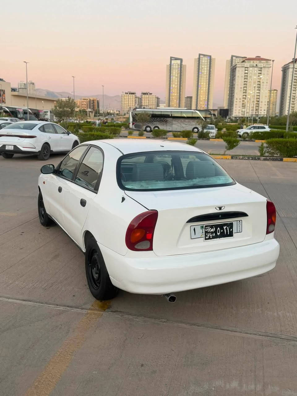 نرخەکەی (25)$گەڵاو ماجالێکەم
ئاڕمی پلاستیکی هەولێر
داوێ لانۆس دژە فیتەر.!
تەبرید لەسەر سویچ❄️
ناو داخلی لۆک لۆک
هەر 4بەرگە درگای لۆک
زبری داژبڵی ماوە
لە سەنی خۆشتر نەبو نەتەوێ
مەکینە ١٦ فەل بەخ🔥

4تایەو ویلی لۆک لۆک
بێدەعمو بێ لێدراوی 
پێشو دواو شانو سەقفو ژێری نوکە دەرزێ پێوە نیە

قرچی بەسیتیشی نیە
دەعامی بۆ دەعامی بەشەرت
١ هەزار مەسرەفی تیا نیە

ئاڕمو ئەوەلیاتو موسو بڕاوەو وەرگەڕاو بەشەرت✨
مەکینەو گێڕی بەشەرتی هەزار فیتەر

بەو شەرتەی بەقەی ماتۆڕێک بەنزین نەخوات!
کارەبای هەمو گیانی بەشەرت
گێچی بەنزینو حەماوەو گلۆپی ناو گێچو لایتی بەرزو نزمو فولو ئیشارەتو ساردە گەرمو هەمو گیانی لەسەر شەریکە
بڕێک ئیستۆپ کلاج سوکان پاوەر بەشەرت
سوکانی بە 1پەنجە بیسوڕێنە
سەرو ژێری بەشەرت
لە سلێمانیم بۆ زانیاری زیاتر 
***********

تێبینی.! لە رەقەمەکەی پێشەوە هەتا رەقەمەکی دواوە بەسەرو ژێرەوە بەشەرت
