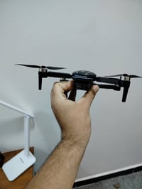 درون PL-516 • كاميرا 4K معطلة • بطارتين ١٥-٢٠ دقيقة