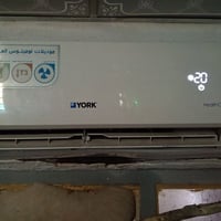 سبلت 1طن يورك غازR22 نضيف وتبريده يخبل 200الف مكان باب المعظم 07700276...