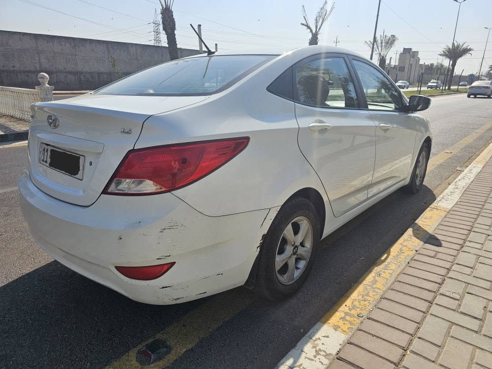 هيونداي اكسنت 2016 رقم بغداد
محرك 1600 گير اوتوماتيك
ماشية 87 الف كيلو
بدون حادث او صبغ فقط الدعاميات مصبوغة
مواصفات الشركة العامة العادية
اشاير بالمري
تحكمات ستيرن
ويل كب
شاشة اندرويد
كاميرا خلفية
داشكام 3 كاميرات
بغداد/ حي الجامعة
رايدها ب115 
*********** بغداد, العراق
