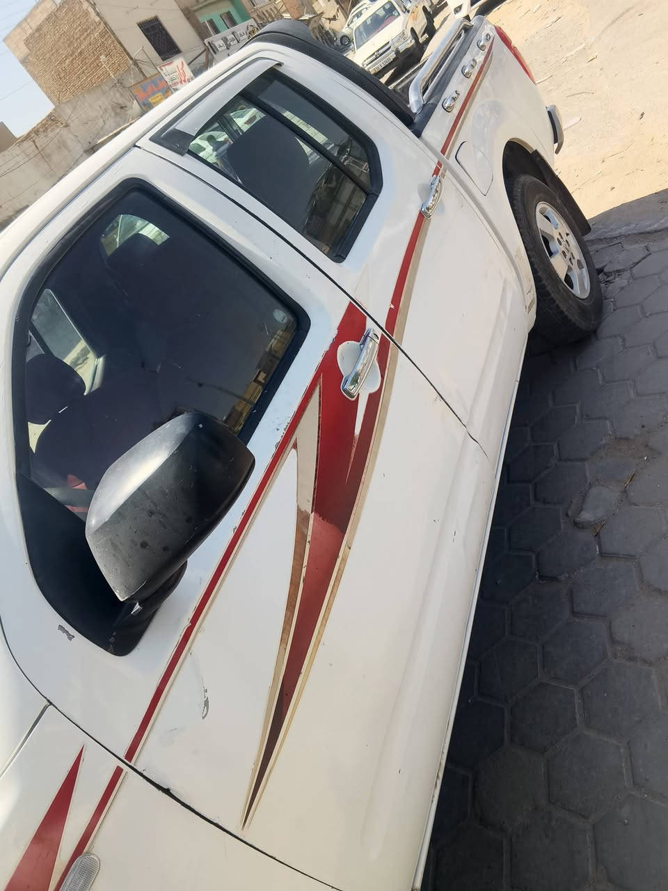 رقم سيلمانيه نافذ  محوره كير محرك تبريد خير من الله
مديل ٩ مكفولة من حادث قوي بيها تبديل اربع ابواب تجاريه مكاني النجف سعرها ٦٨ بيها مجال بسيط 
***********
