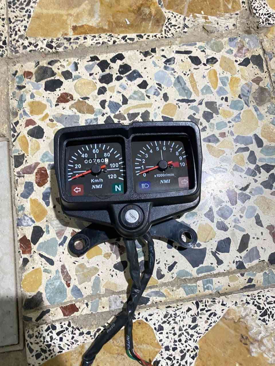غراض البيع مكينه طفت ماشتغلت ب100
وبيه مجال الوياله نضاف ب90 ول دبلات 35 ول سله ب10 ول عينه ب10
***********
