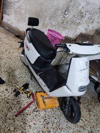 للبيع بدون بطاريات او شاحنه اب175 وتساب 07818288033 مكاني الشعله بغداد...