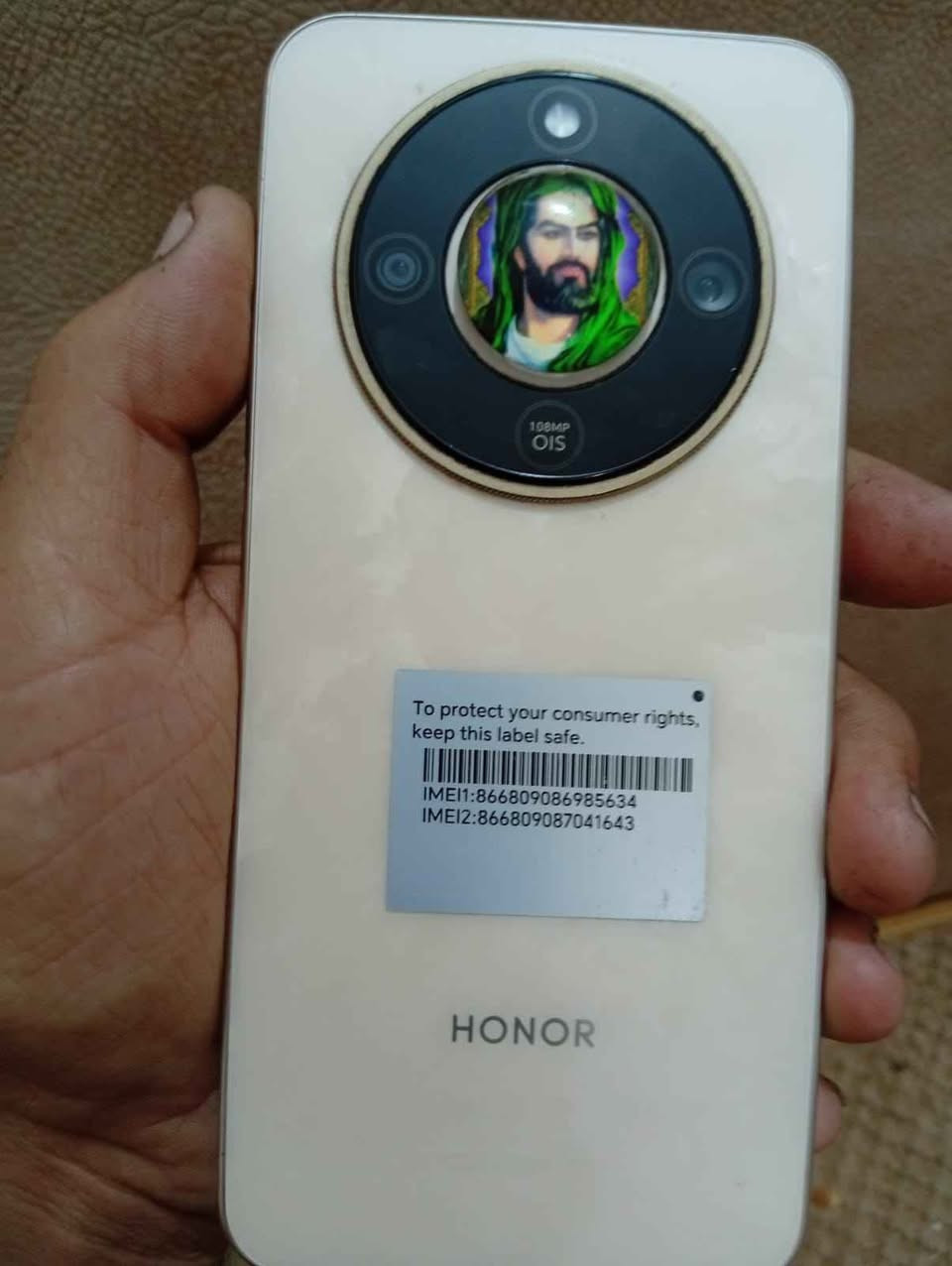 Honor x9d نظيف مامصلح غير للاستفسار راسل وات ساب لحد يراسل على الفيس مااجاوب رجٱ المكان البصرة حي الخليج*********** البصرة, العراق
