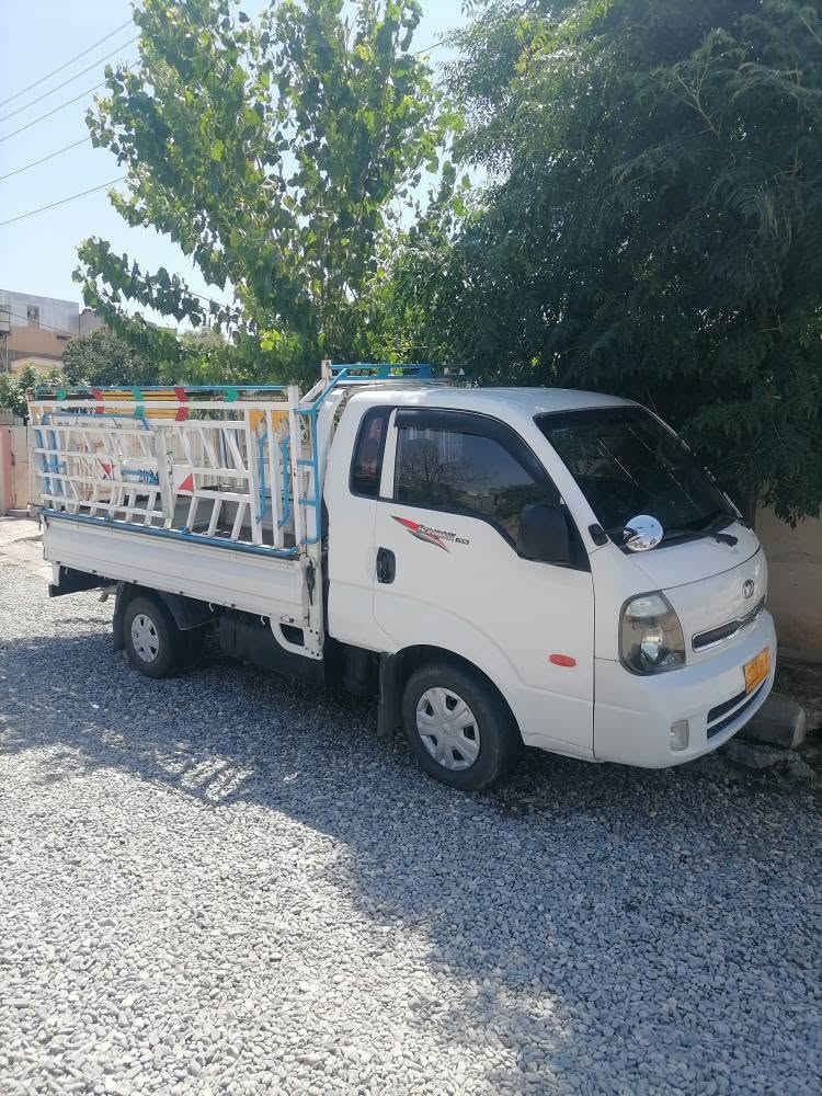 کیای ٣٠٠٠ ی مەکینە سۆپەر
کامل کارەباییە هەمووی بەشەرت ئیش دەکات
گێڕ و  مەکینەی بەشەرت
سەیارەکە نمونەیە لە جوانی
بڕاوەی دوبەیە،  
مۆدێل ٢٠٠٧
تایەکانم تازە گۆڕیوە، 
 

نرخی ٦٥ گەڵا و محامەلە 
*********** بشدار, السليمانية
