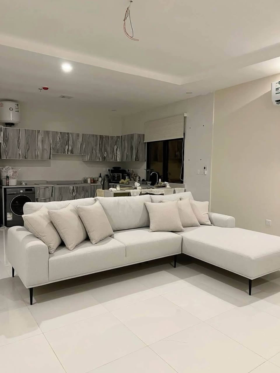 حسب طلب زبون عل تفصالك بسعار مناسبه  *********** واتساب
