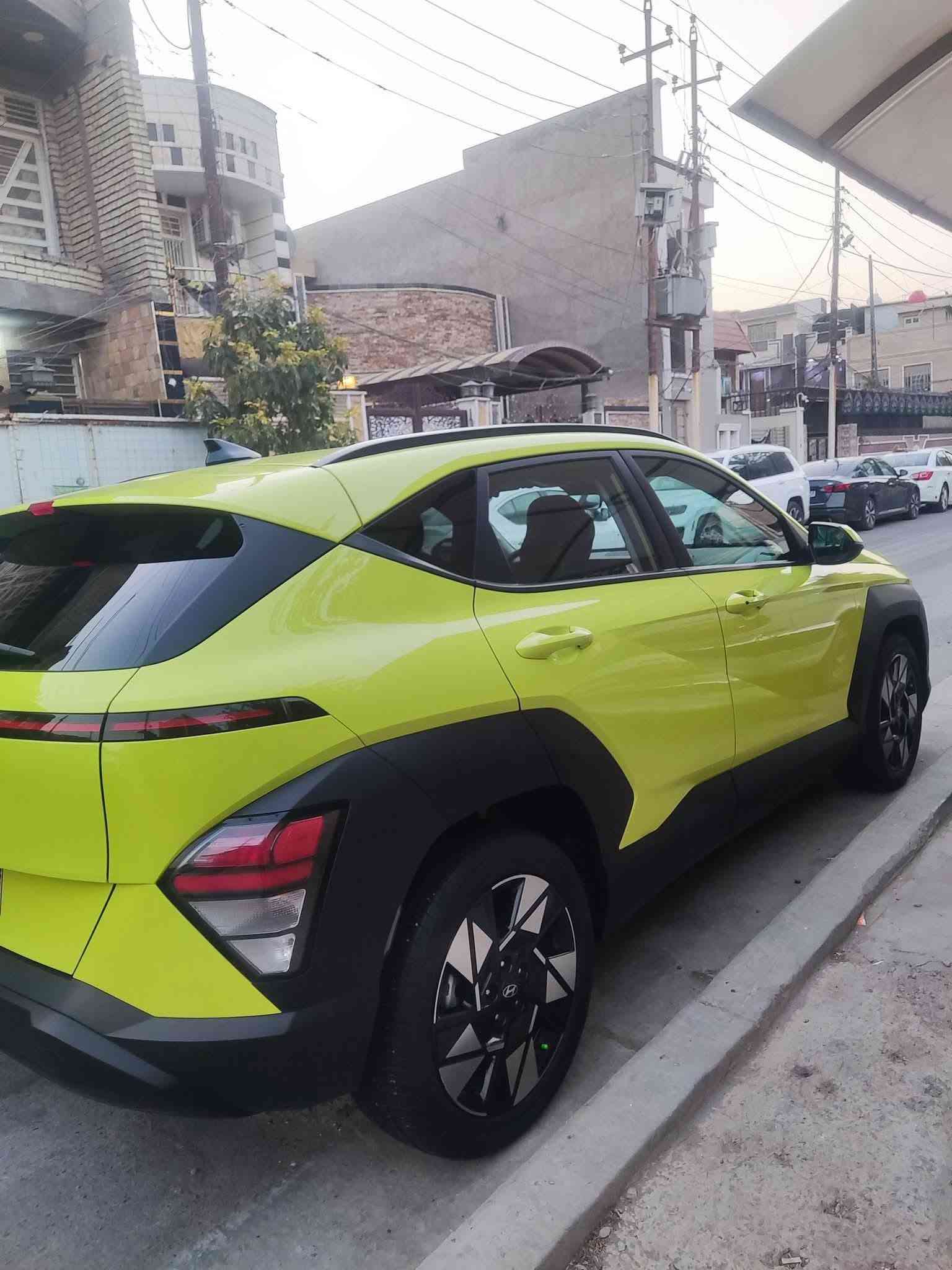 السلام عليكم
للبيع فقط بدون مراوس رقم بغداد بسمي 
هونداي كونا 2024    sel

وارد امريكي 

حادثها بنيد فقط بدون دواخل شاصي لغد مكفول 

🚗ماشيه 37   mi

✅مواصفاتها فول عده الفتحه 

✅محرك 2000دوش 

✅ بصمه تشغيل ابواب وصندوك 

✅تشغيل عن بعد 

✅هند بريك بصمه

✅شاشه دجتل متصل

✅كرسي سائق كهرباء

✅رادار امامي +رادار خلفي +نقطه عمياء 

✅تحديد مسار وتحذير عند خروج عن الخطوط +اوتو بارك تضرب بريك عن الاقتراب 

✅تبريد قطعتين امامي و خلفي 

السعر $165$ورقه وبيها مجال 

مكان السياره بغداد 

☎️***********📞
