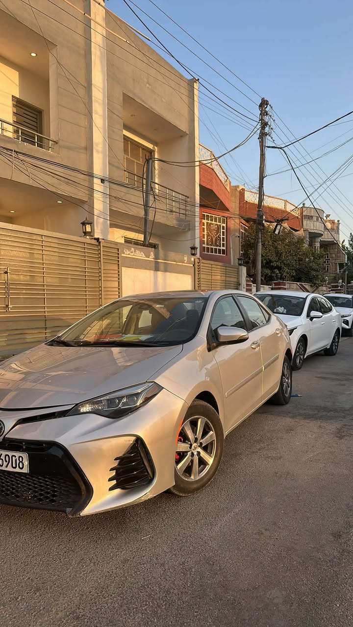 🚘 تويوتا كورولا 2019
• الموديل: Toyota Corolla

• سنة الصنع: 2019

• الشكل: سيدان

• الجيل: E210

• المحرك: 1.6 لتر – 4 سلندر

• القوة: 121 حصان

• العزم: 154 نيوتن متر

• القير: أوتوماتيك CVT

• الدفع: أمامي FWD

• الوقود: بنزين

• عدد المقاعد: 5

• فتحة سقف كهربائية 🌙

• مثبت سرعة

• تحكم بالمقود

• دركسون متعدد الوظائف

• بلوتوث

• USB / AUX

• نوافذ كهربائية

• مرايا كهربائية

• قفل مركزي

• مكيف

• حساسات خلفية

• كاميرا خلفية حسب التجهيز

• ABS مانع انغلاق الفرامل

• EBD توزيع إلكتروني للفرامل

• BA مساعد الفرامل

• VSC ثبات إلكتروني

• Traction Control مانع انزلاق

• مراقبة ضغط الإطارات

• Airbags

• أنوار LED

• أنوار نهارية

• جنوط ألمنيوم

• خزان وقود 55 لتر تقريباً

• 5 ركاب

• استهلاك اقتصادي للوقود

• سيارة عملية واقتصادية ومناسبة للاستخدام اليومي

📌 كورولا 2019 – فتحة سقف – 1.6 – أوتوماتيك – دفع أمامي.

مكاني بغداد السيدية

*********** 

سعر 125
